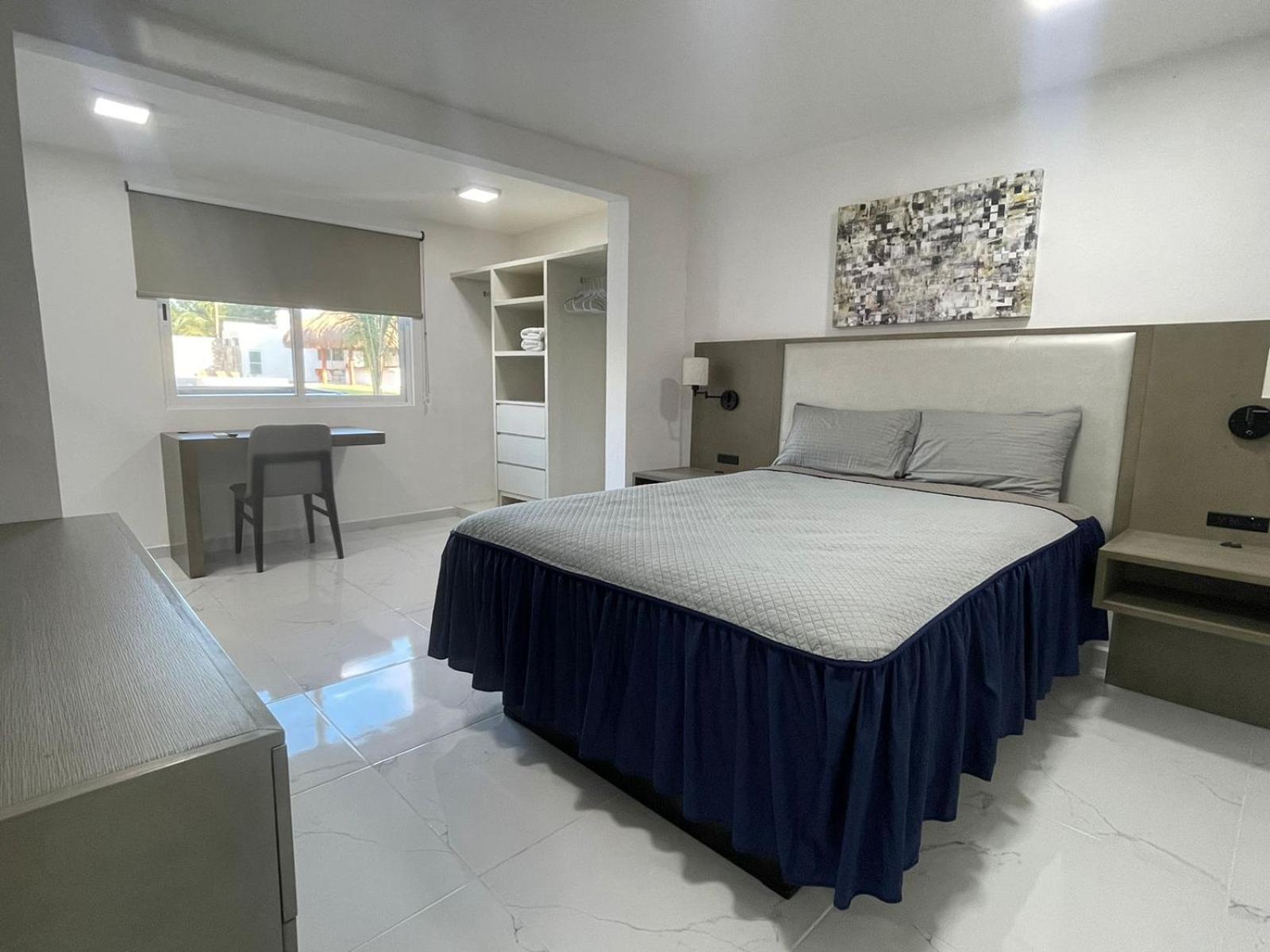Guest House Stone Wall Residences แคนคูน ภายนอก รูปภาพ