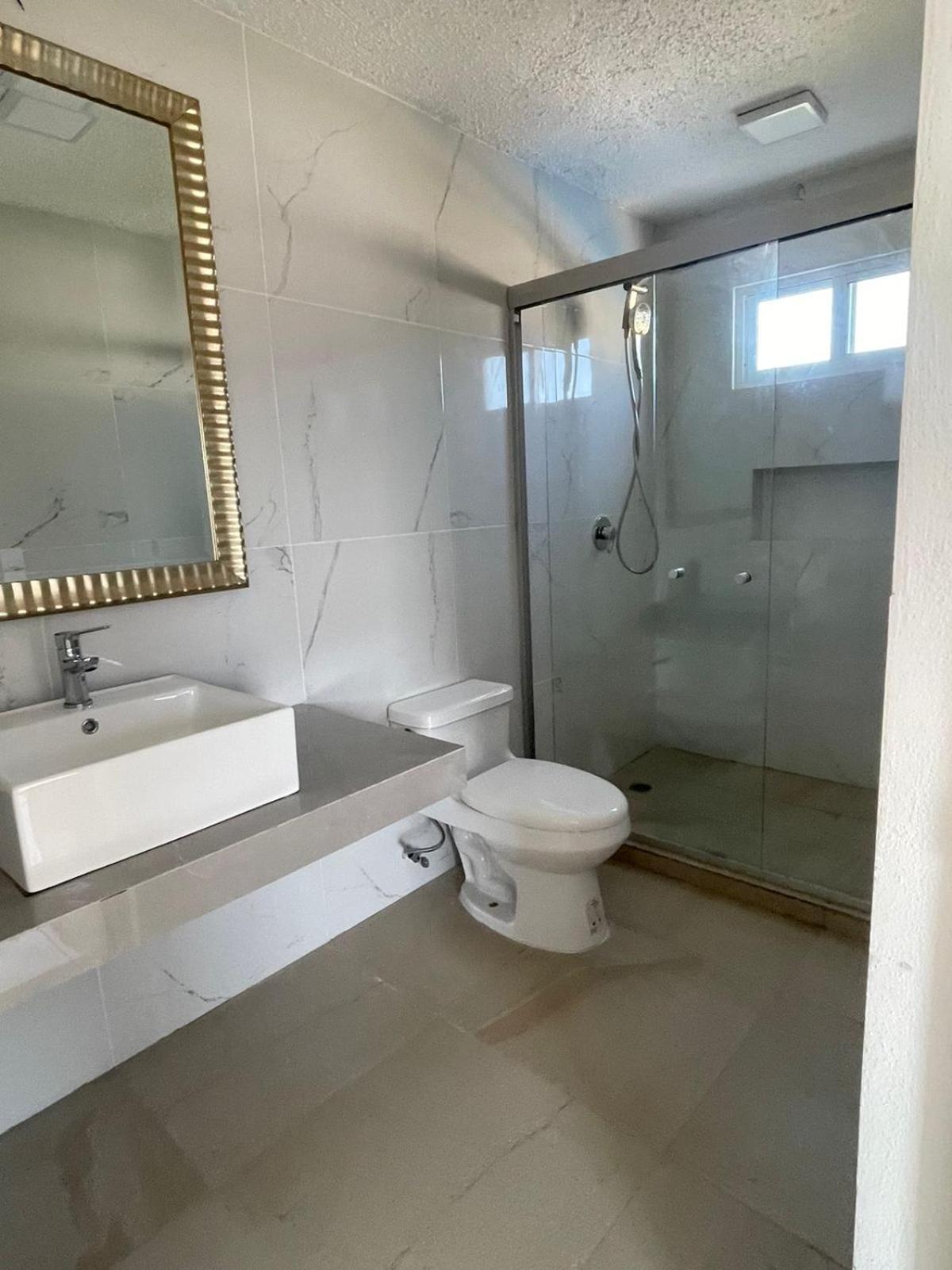 Guest House Stone Wall Residences แคนคูน ภายนอก รูปภาพ